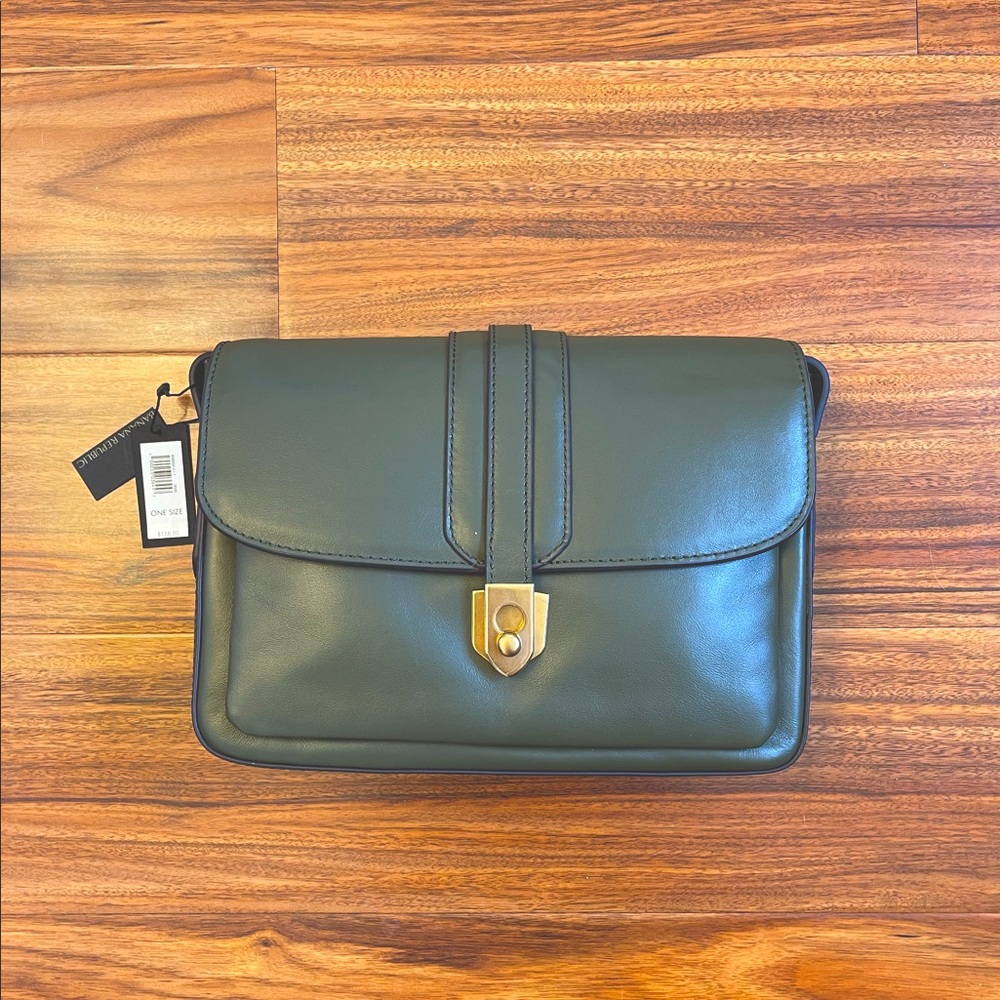NWT Banana Republic Leather purse